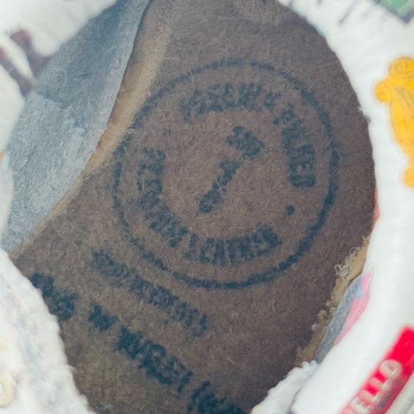 Freshly Picked X Friends Baby Moccasins - Picture 9 of 10